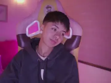 Chaturbate Live Sex of tommy_blue1