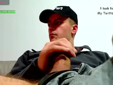 Chaturbate Best live sex cam show of brell_line