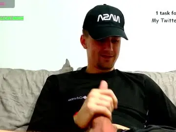 Chaturbate Free Live Porn of brell_line