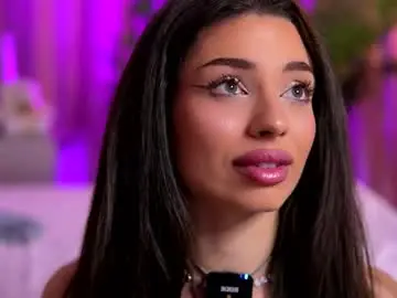 Chaturbate Live Sex Cam of lalaroze