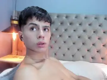 Chaturbate Live Sex Cam of saintdangelo