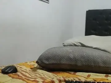 Chaturbate Live Sex of santiagoxxxtreme_