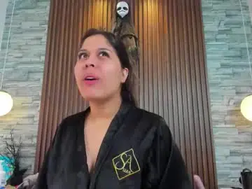 Chaturbate Live Sex Cam of alannavidal