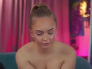 Chaturbate Private Sex Chat of elyssawetxx