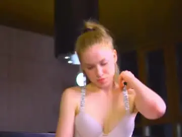 Chaturbate Free Live Porn of im_sexy_and_i_know_it_