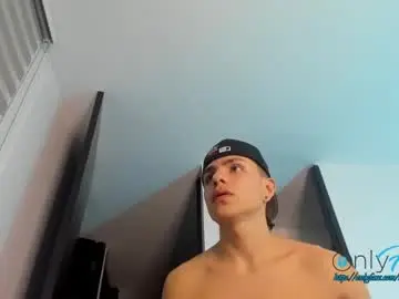 Chaturbate Free Porn Cam of michael_boy88_