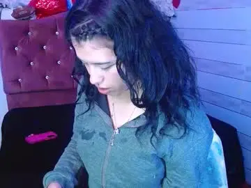 Chaturbate Sex Cam of petite_coral