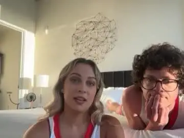 Chaturbate Live Porn of tiffstreatsxoxo