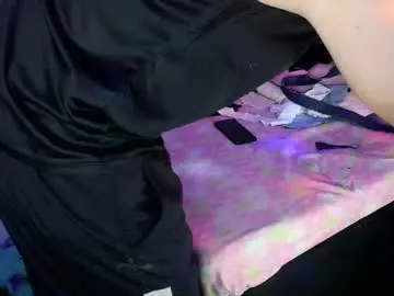 Chaturbate Live Sex Cam of secret_paradisee