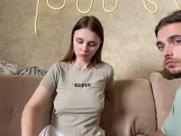 Chaturbate Live Sex Cam of eva_calvin