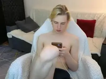 Chaturbate Live Sex Cam of lucidangelok