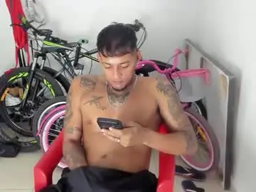 Chaturbate Live Porn of slim_master12