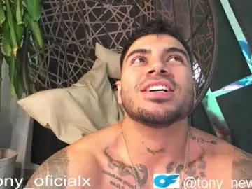 Chaturbate Adult Video Chat of tony_newmen