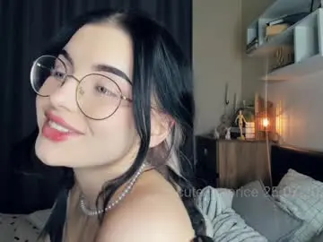 Chaturbate Adult Video Chat of cute_caprice