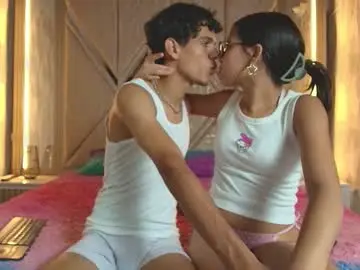 Chaturbate Live Sex Cam of hotcouple_222