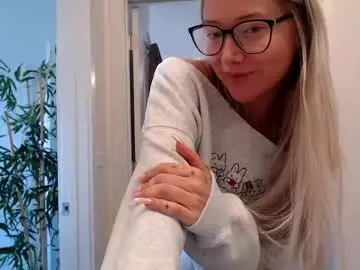 Chaturbate Sex Chat of lilyyymonroee