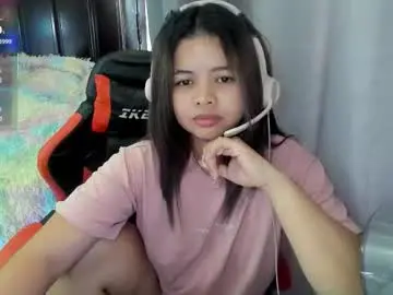 Chaturbate Live Sex Cam of lovelyangeel