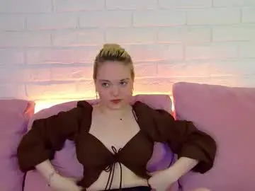 Chaturbate Live Sex Cam of annadelons