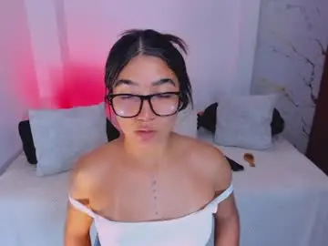 Chaturbate Free Live Porn of mila_rose1