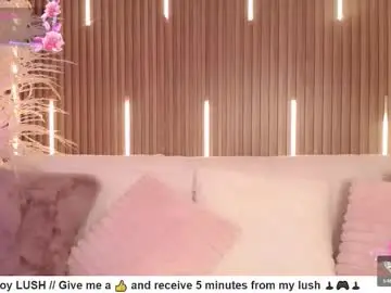 Chaturbate Live Sex Cam of myladreams_