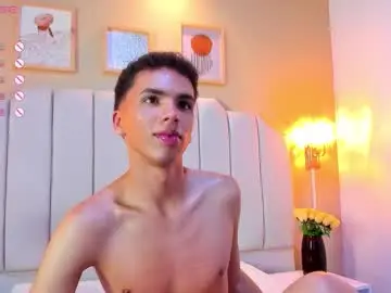 Chaturbate Nude Webcam of seantroyy