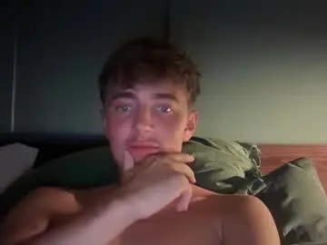 Chaturbate Nude Webcam of luciancrowe