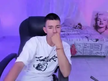 Chaturbate Live Porn of aleckk_boy