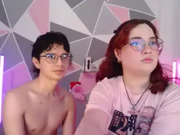 Chaturbate Live Sex Cam of andrewanndcherry