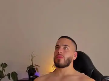 Chaturbate Nude Webcam of devoncollins