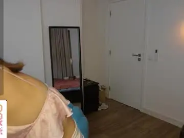 Chaturbate Live Sex Cam of yess_kiki