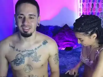 Chaturbate Live Sex Cam of tony_and_sophia