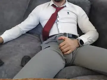 Chaturbate Nude Webcam of dirtyybooyy77