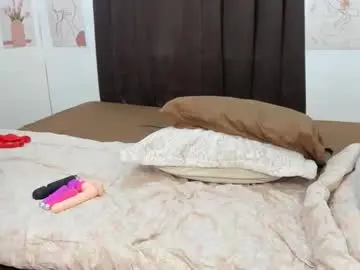 Chaturbate Adult Video Chat of expnsivecandy06