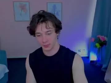 Chaturbate Live Sex Cam of kevinstrike