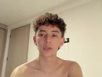 Chaturbate Adult Webcam of mikebelf4
