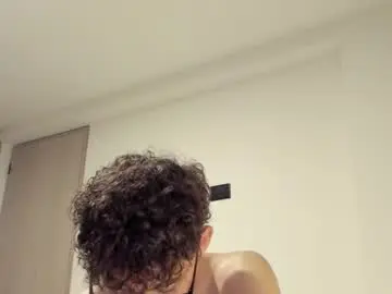 Chaturbate Best live sex cam show of mikebelf4