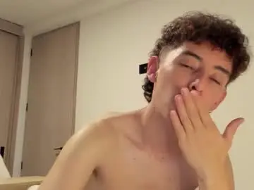Chaturbate Adult Video Chat of mikebelf4