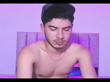 Chaturbate Free Live Porn of apologray_