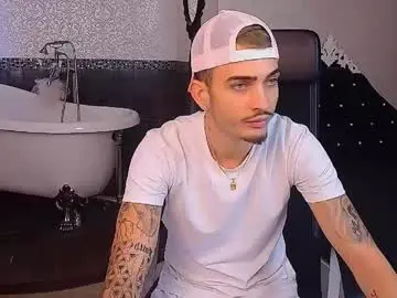 Chaturbate Nude Webcam of brandontatex