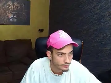 Chaturbate Free Porn Cam of brandontatex