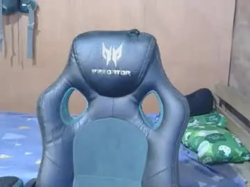 Chaturbate Live Sex of ken_bigcockxx