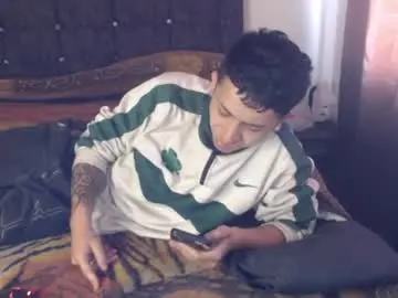 Chaturbate Watch Live Sex Cams of shadow_men_