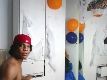 Chaturbate Watch Live Sex Cams of marcelo_dosantos77