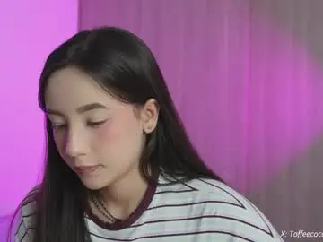 Chaturbate Nude Webcam of sophie_lii