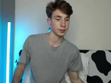 Chaturbate Watch Live Sex Cams of cute_brian