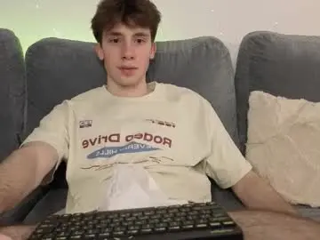 Chaturbate Live Sex Cam of cute_brian
