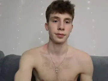 Chaturbate Watch Live Sex Cams of cute_brian