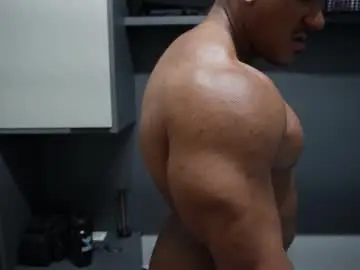 Chaturbate Nude Webcam of henrimusclee