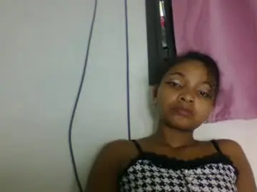 Chaturbate Live Sex Cam of amandaaa25