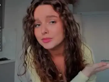 Chaturbate Live Sex of victoria_karma